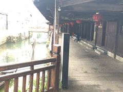 -丝绸小镇荻港古村