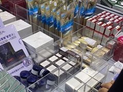 -嗨特购HitGoo(朝阳合生汇店2店)