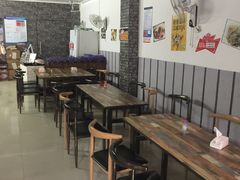 大堂-三妹老屋新鲜焗盐鸡