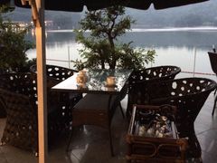 露天位-悦湖公馆