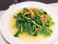 鸡汤煮豆苗-79号渔船海鲜饭店(宝安店)