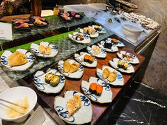 -半岛翡丽海鲜自助餐厅(观风亭店)