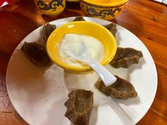 -塔洛藏餐吧(香格里拉古城店)