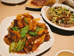 -六泰居·尔滨地标·东北菜(黄河路店)