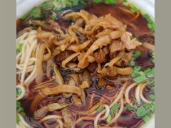 榨菜肉丝面-百年尹氏汤包(湖南路狮子桥店)