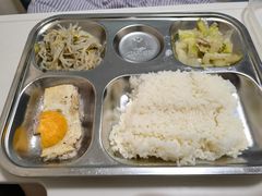 -上海市松江区泗泾医院