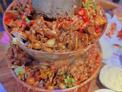 炭火蛙王-老佛爷蛙锅•鲜蛙煲(麦凯乐店)