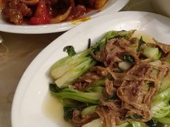 -楼外楼·停车场