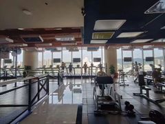 -奇迹健身金茂汇店