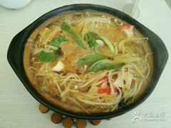 -云南蒙自过桥米线(丰庆路店)