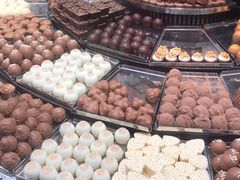 -Laderach 莱德拉(上海环贸iapm店)