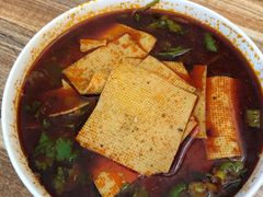 -老字号杨坡红油米线腊汁肉夹馍(东四道巷店)