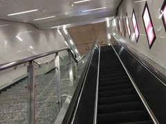 -第5大道精品休闲购物广场