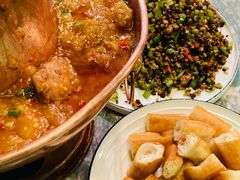 油焖鸡-浩海火烧云傣家菜(京广店)