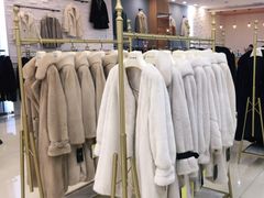 -肃宁华斯国际裘皮城
