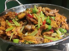 干锅手撕鸡-小凤庭·地道湖北菜武昌鱼·藕汤(38年黄鹤楼店)