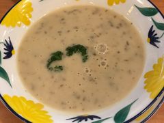 蘑菇汤-萨莉亚意式餐厅(新洲家乐福店)