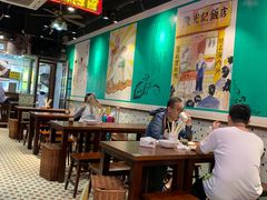 大堂-陈光记烧腊(长寿路店)
