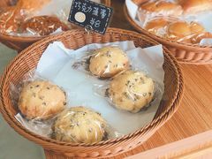 巧克力菠萝包-Miette制菓所