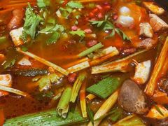 -黔有有贵州酸汤夺夺粉火锅(五味十字店)