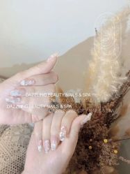 -DAZZLING BEAUTY美甲•美睫专门店