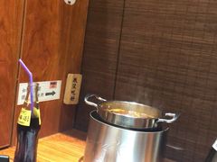 -独食火锅·半米屋台(直营总店)
