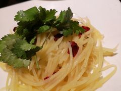 香菜梗炝土豆丝-绿茶餐厅(松江万达店)