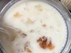 桃胶牛奶-小草糖水(海棠村店)
