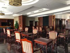 -深圳富苑皇冠假日套房酒店