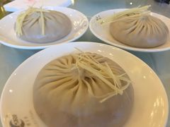 陈士荣蟹黄汤包-鸿运酒楼