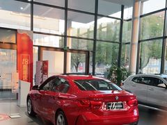 -上海宝信宝马4S店