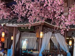 -荷塘秋月·本帮江浙菜(国权路店)