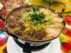 -闯关东东北农家菜(崂山石老人店)
