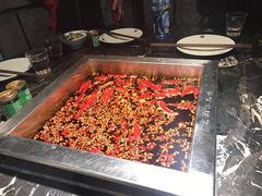 -二荆条·蜀鲜汇城市森林火锅