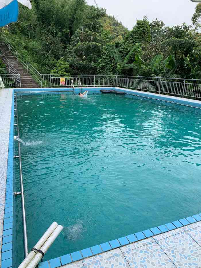 黄腾峡好景山庄-"全五分了,我在下面景区游玩,沿着漂流水道.