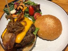 经典大汉堡-The Diner X餐厅(青岛万象城店)