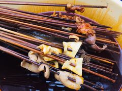 -拈签一笑黄牛肉辣卤串串
