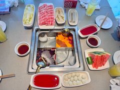 -海底捞火锅(新松江路生日主题店)