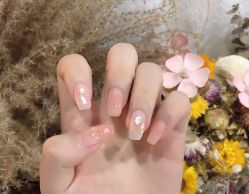 -兔猫ToMoreNails美甲美睫