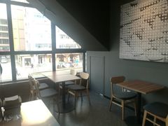 靠窗位-泰熙家(凤栖原店)