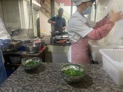 -正宗杨记普洱酸醋米线(总店)