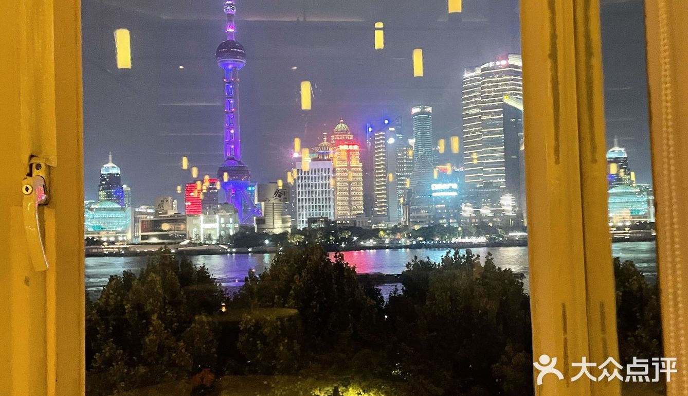 我愿称之为外滩最优雅的约会仪式感法餐厅