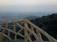 -鬼笑石后山停车场