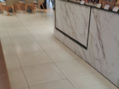 -奈雪的茶(亨特国际广场店)