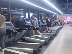 -超鹿运动(五四路恒力城店)