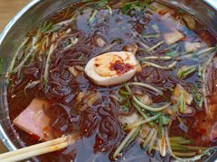 -中东大市场美食城