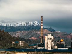 -天山神秘大峡谷