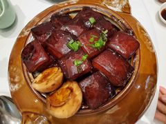 紫砂红烧肉-松鹤楼·非遗·苏帮菜(融科店)