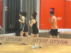 -乐刻运动(闵行永德路地铁站店)