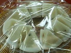 -三亚火车头万人海鲜广场